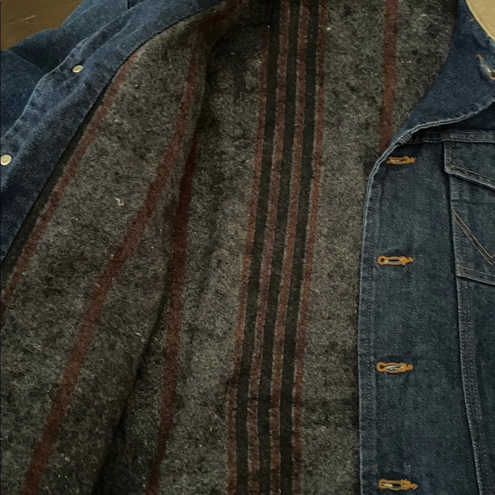 Wrangler Dark Blue Denim Jacket with Tan Corduroy Collar